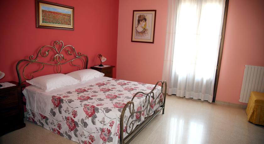 B&B Borgosolare Specchia Δωμάτιο φωτογραφία