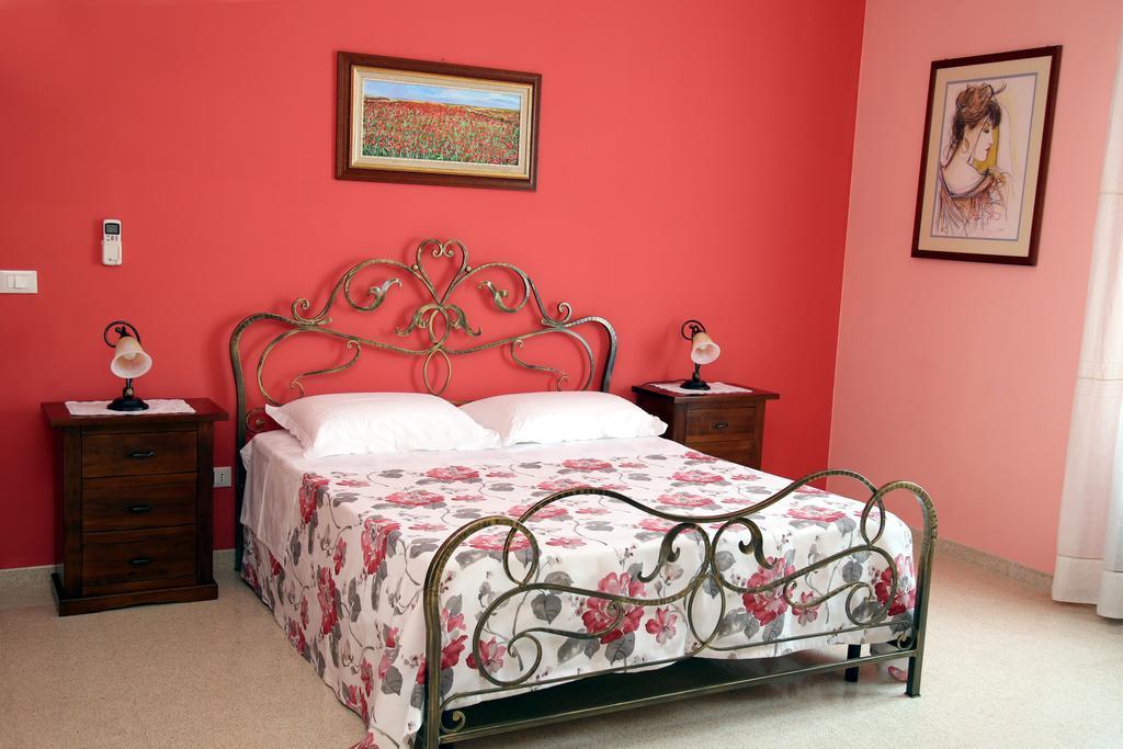 B&B Borgosolare Specchia Δωμάτιο φωτογραφία